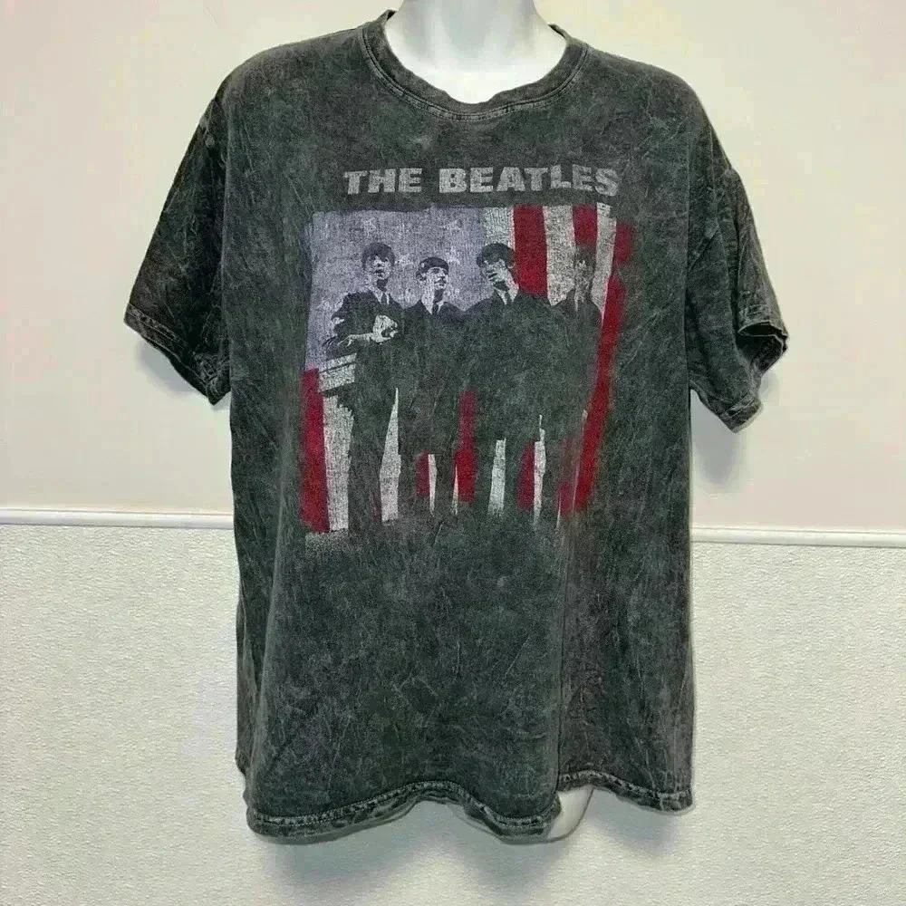 The Beatles Band T-Shirt, Size Adult L, Gray/ Acid Wash / Vintage Style